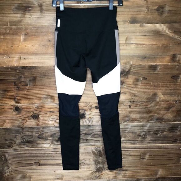 Zella Wonder Black Taupe Cream Color Block 7/8 Stretchy Leggings Sz Small - Picture 3 of 7